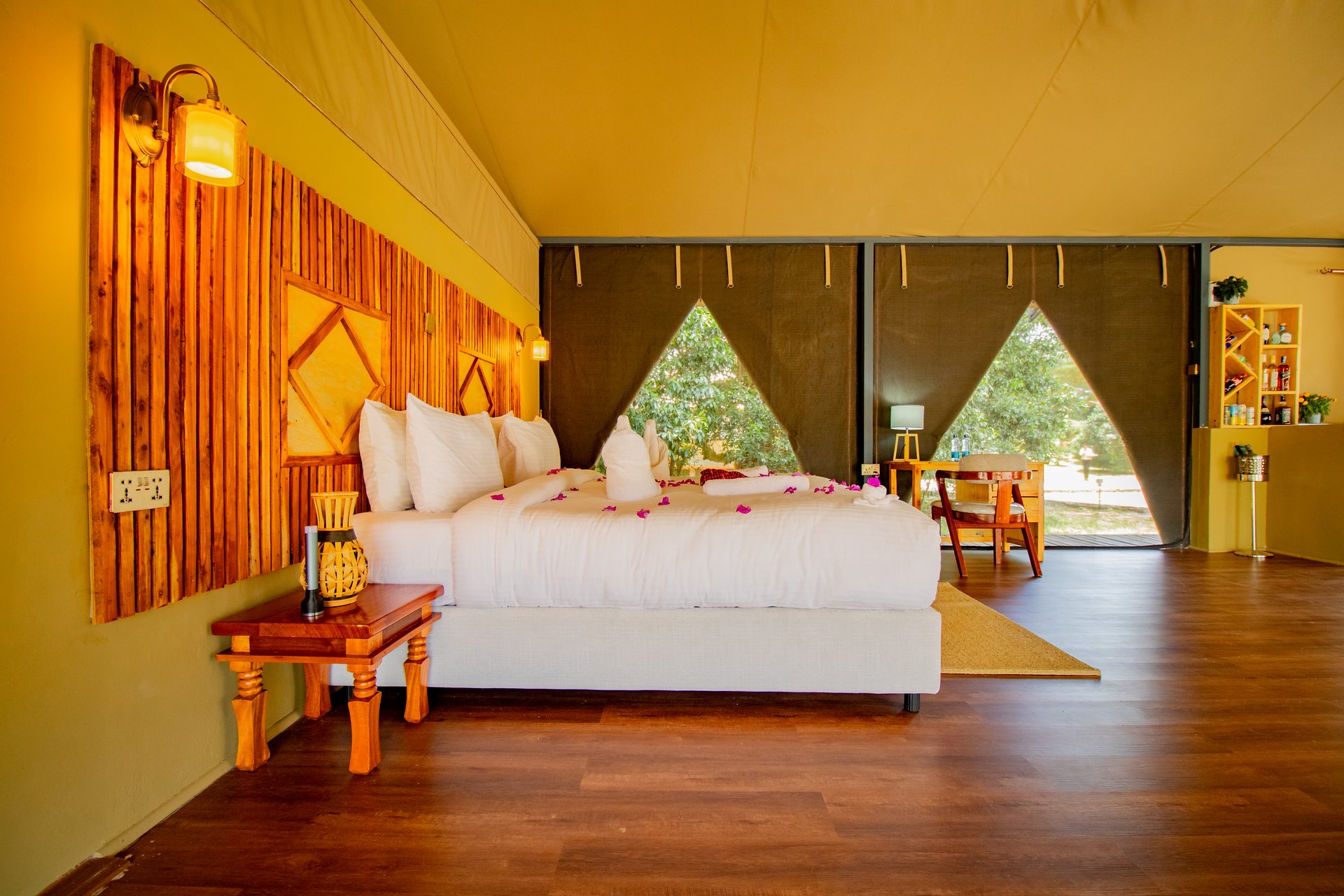 Double Room 1, IMG_2955-HDR.jpg